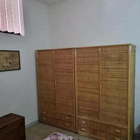 Fiorita - Apartamento *