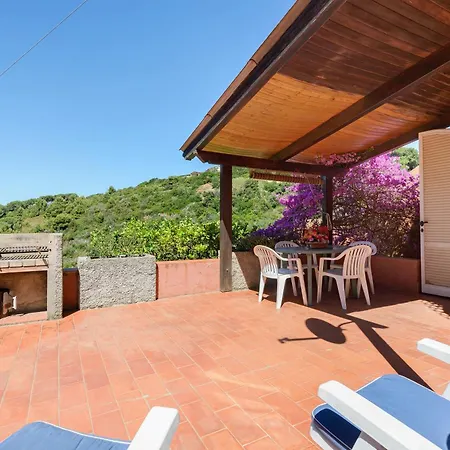 Apartment Fiorita - *